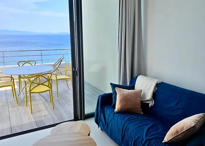 Cocon Chaleureux Bord De Plage Vue Sanguinaire * Ajaccio (Corsica)