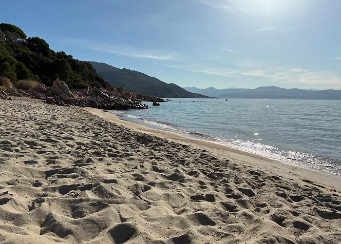 Cocon Chaleureux Bord De Plage Vue Sanguinaire * Ajaccio (Corsica)